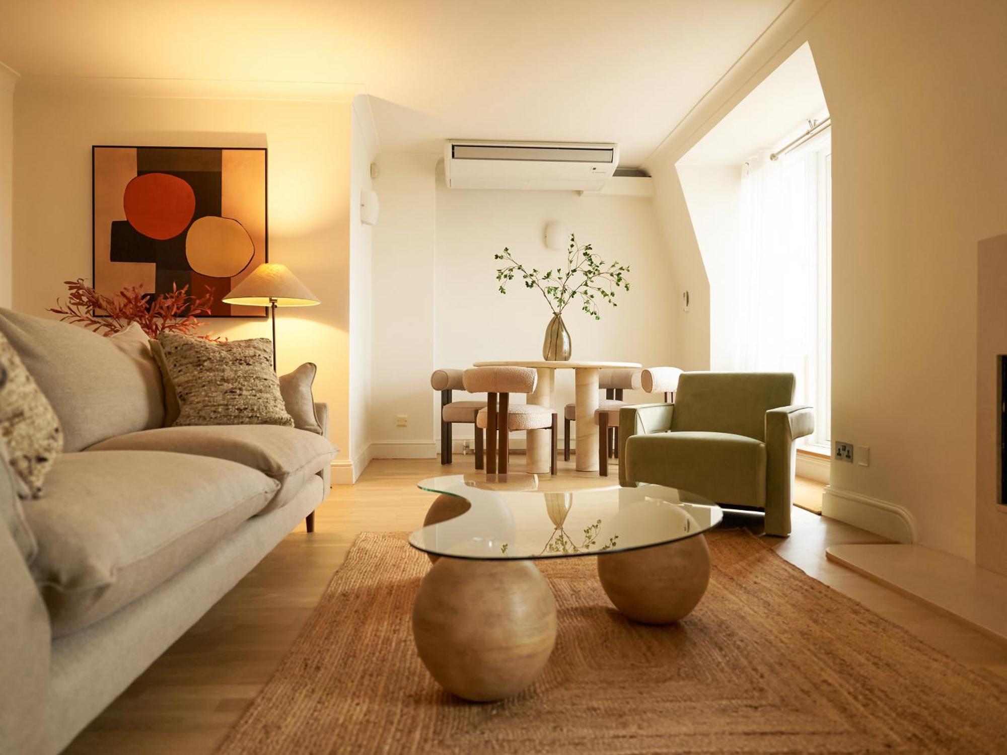 Europa House Apartments Лондон Екстер'єр фото